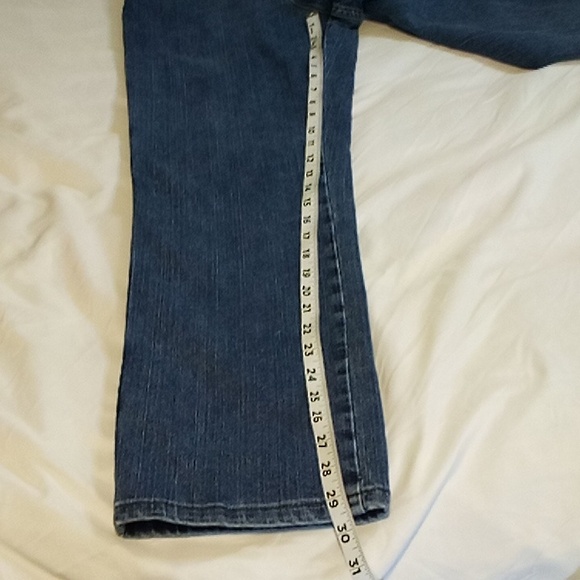 Lee Women's Relaxed At Waist Straight Leg Jeans Size 10M - Picture 12 of 12